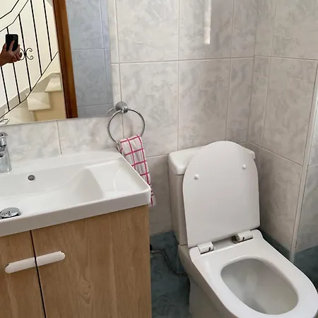 A Sea Breeze House Case de vacanță Larnaca